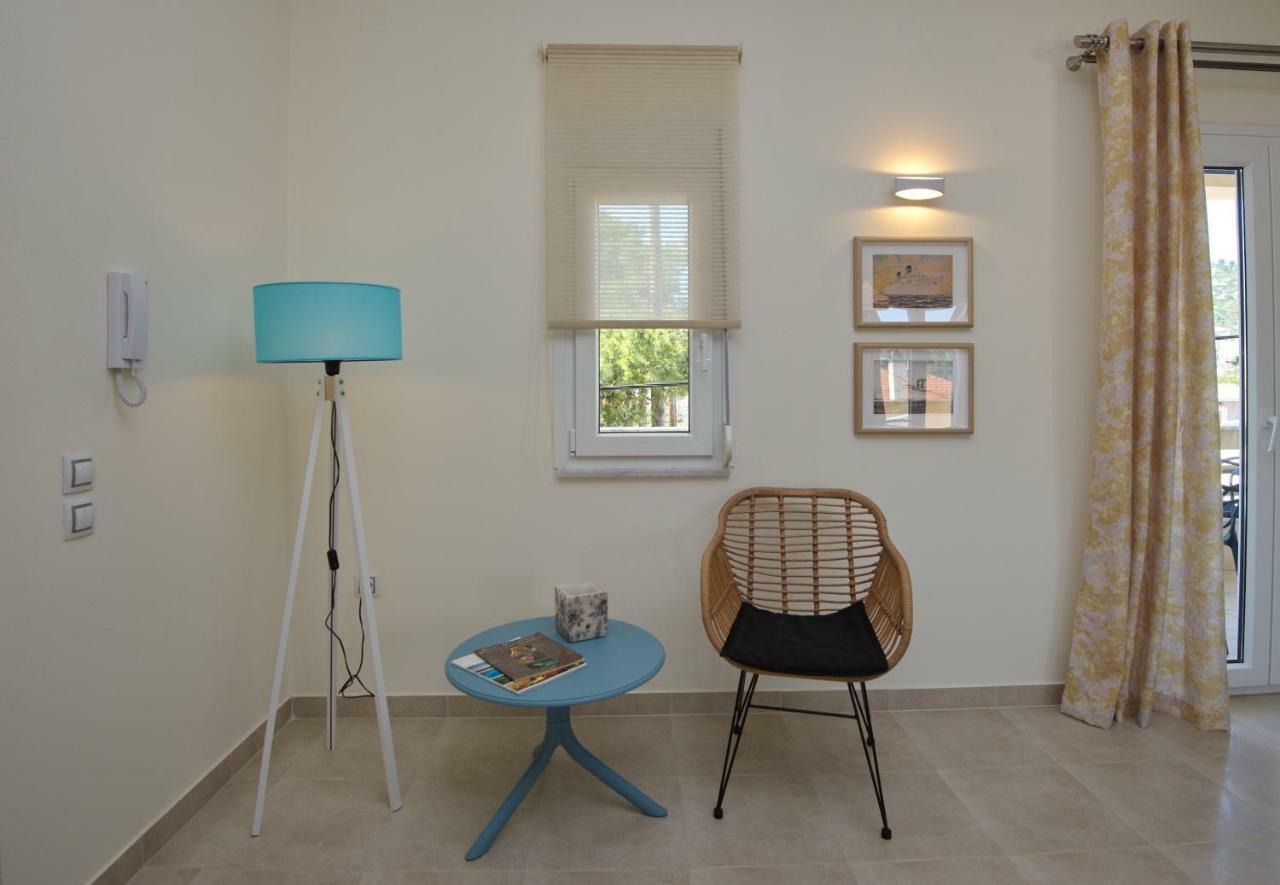 פטיטיריון Lidromi Home מראה חיצוני תמונה